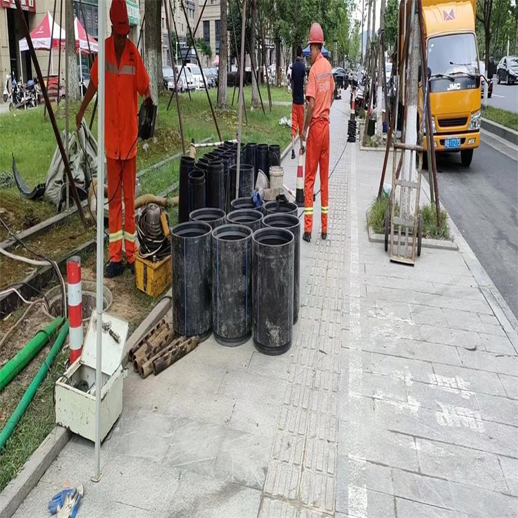 托里管道短管置换修复